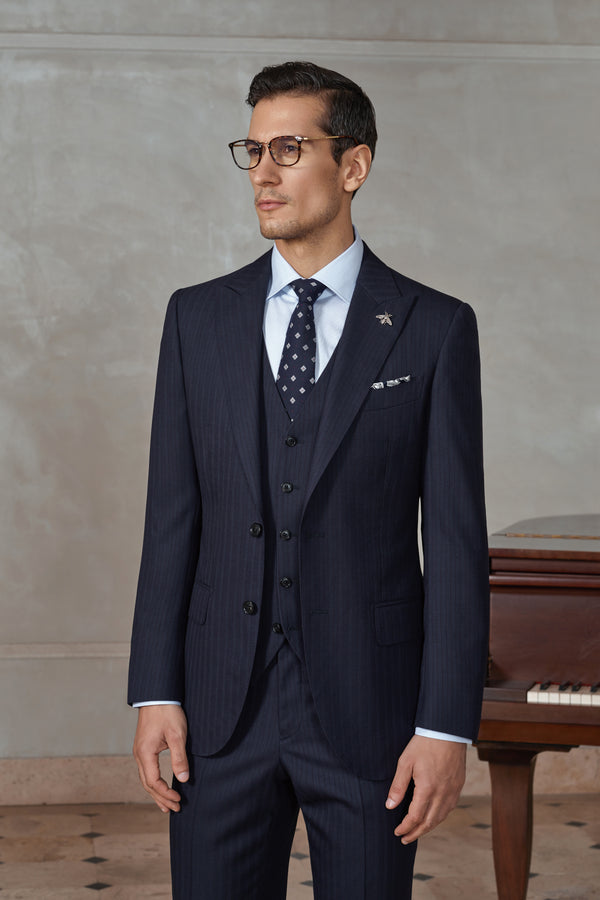 Men's Suits-880561